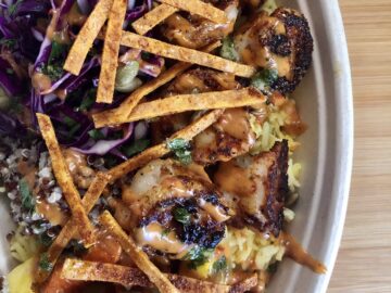 Shrimp bowl with rice and sauce